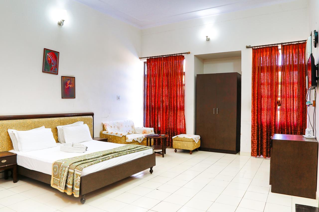 Gulmohar Sariska Resort Bairāt Kültér fotó