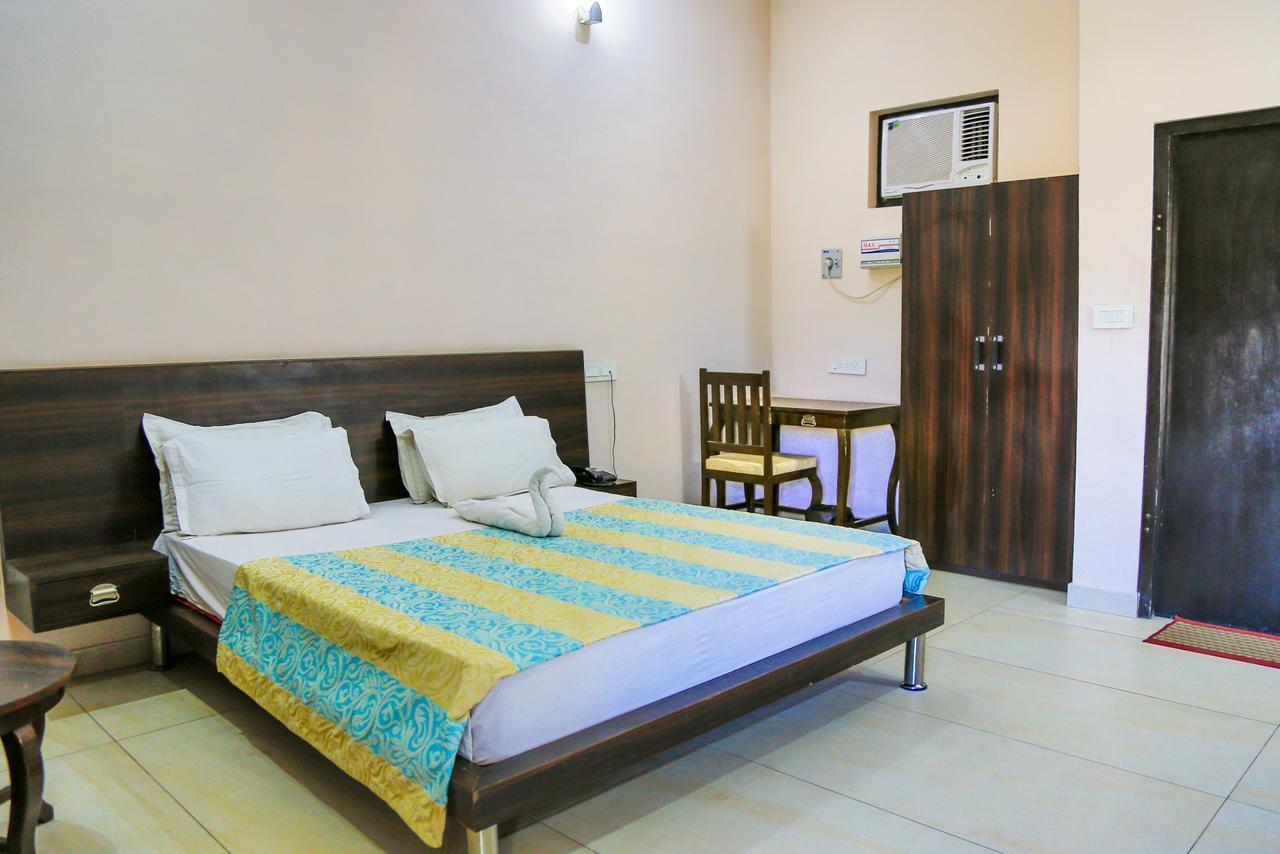 Gulmohar Sariska Resort Bairāt Kültér fotó