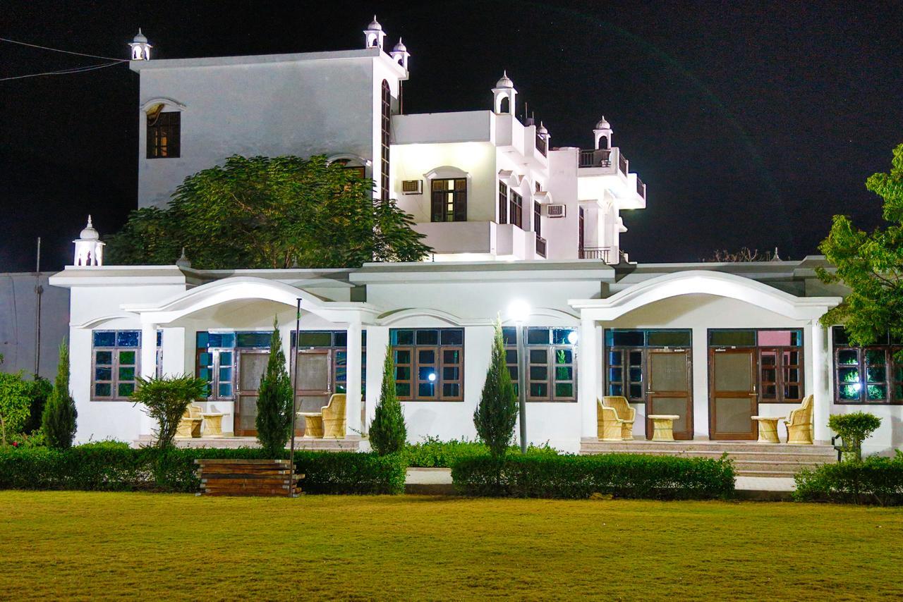 Gulmohar Sariska Resort Bairāt Kültér fotó