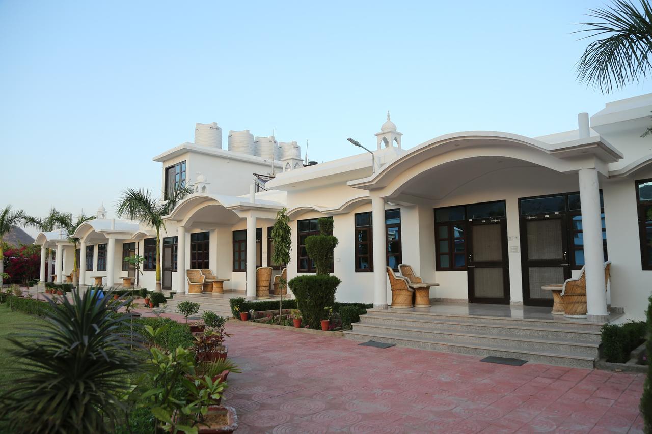 Gulmohar Sariska Resort Bairāt Kültér fotó